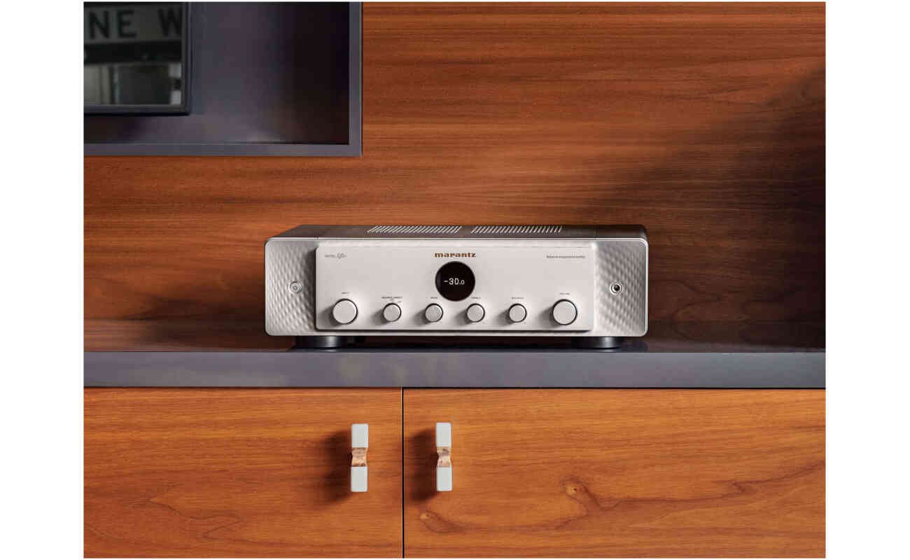 Model 40n Marantz MODEL 40N Premium Integrated Amplifier - Space Grey